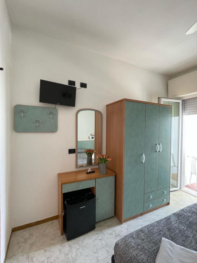 Hotel Haway 里米尼 外观 照片