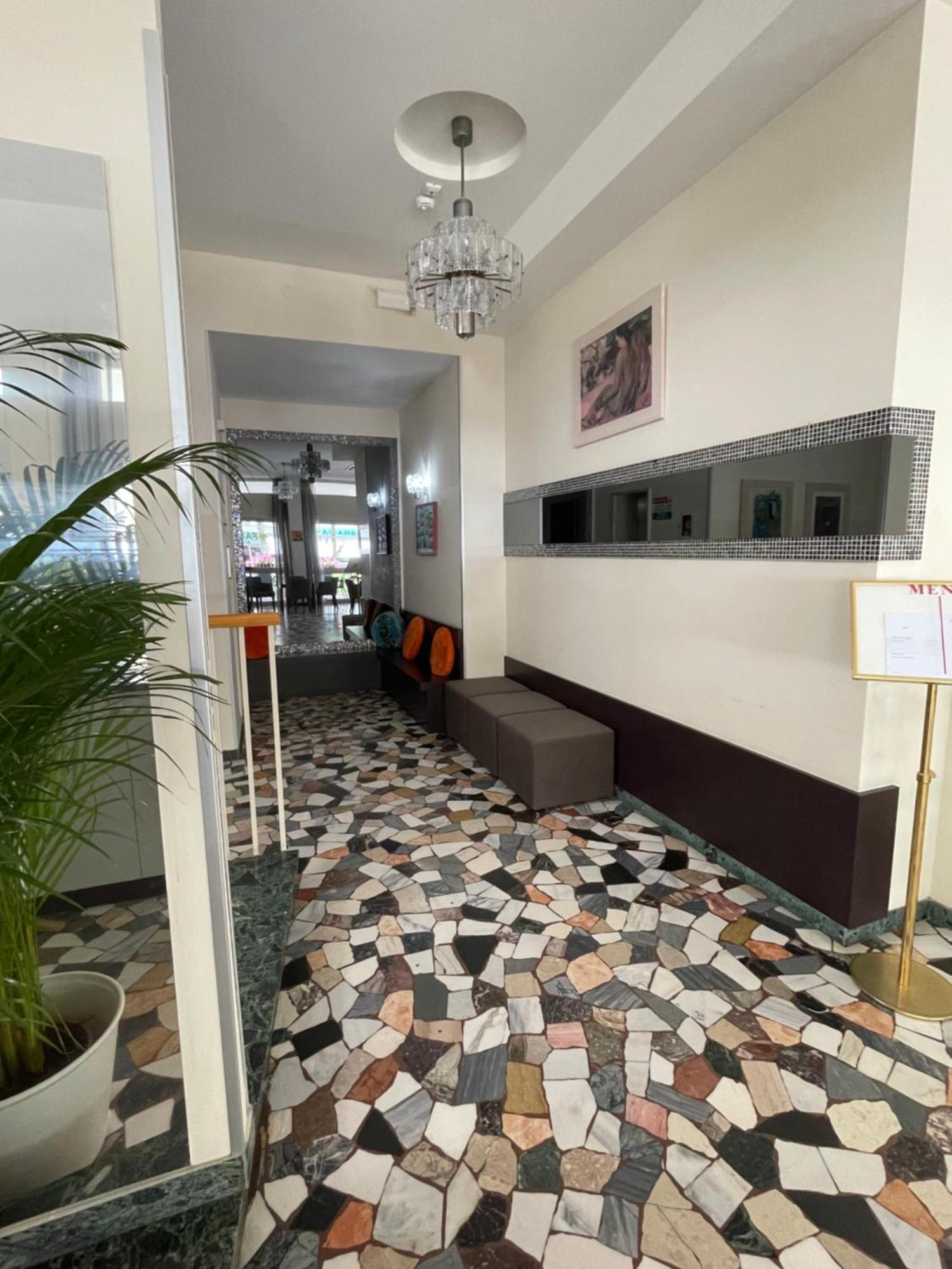 Hotel Haway 里米尼 外观 照片